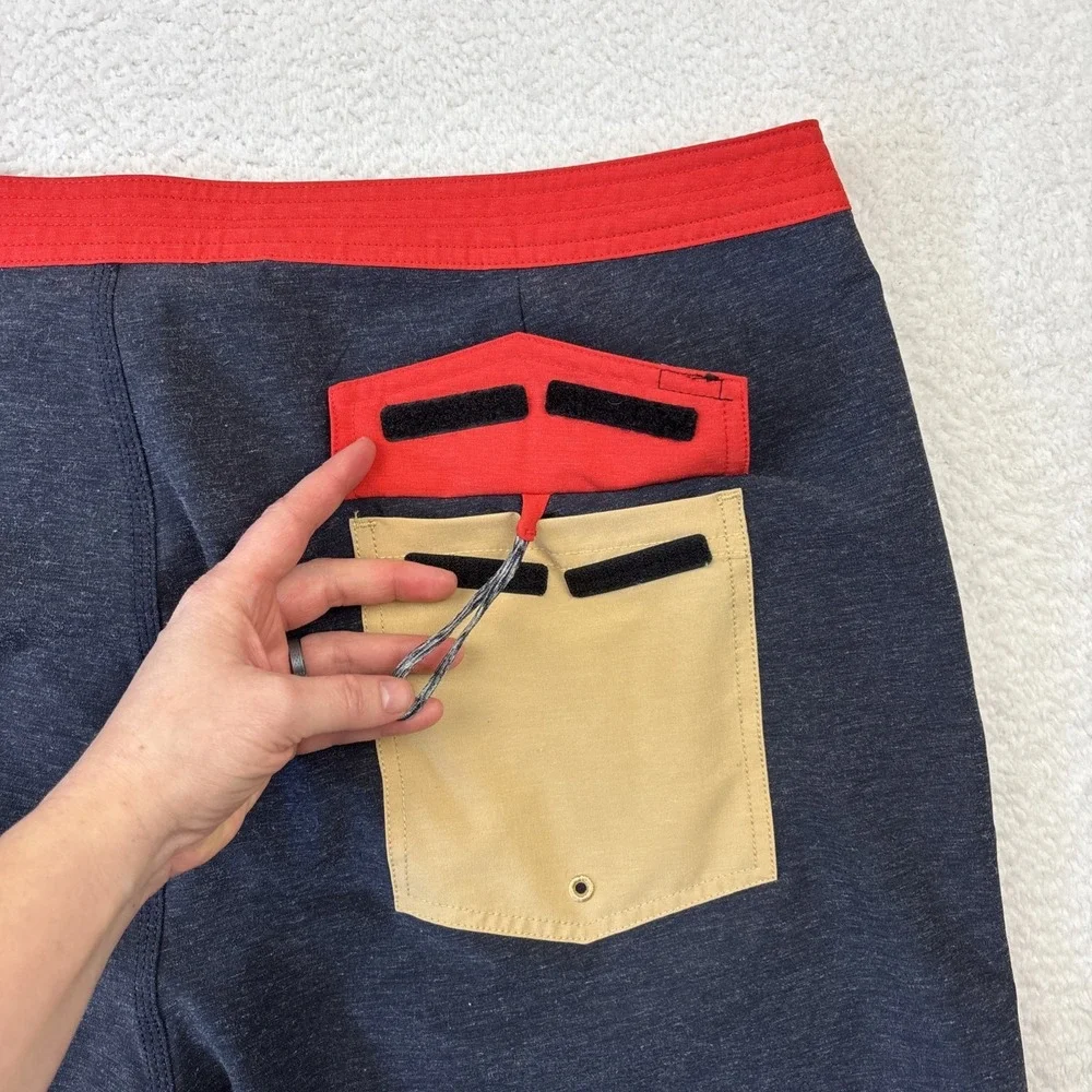 Roark drawstring way